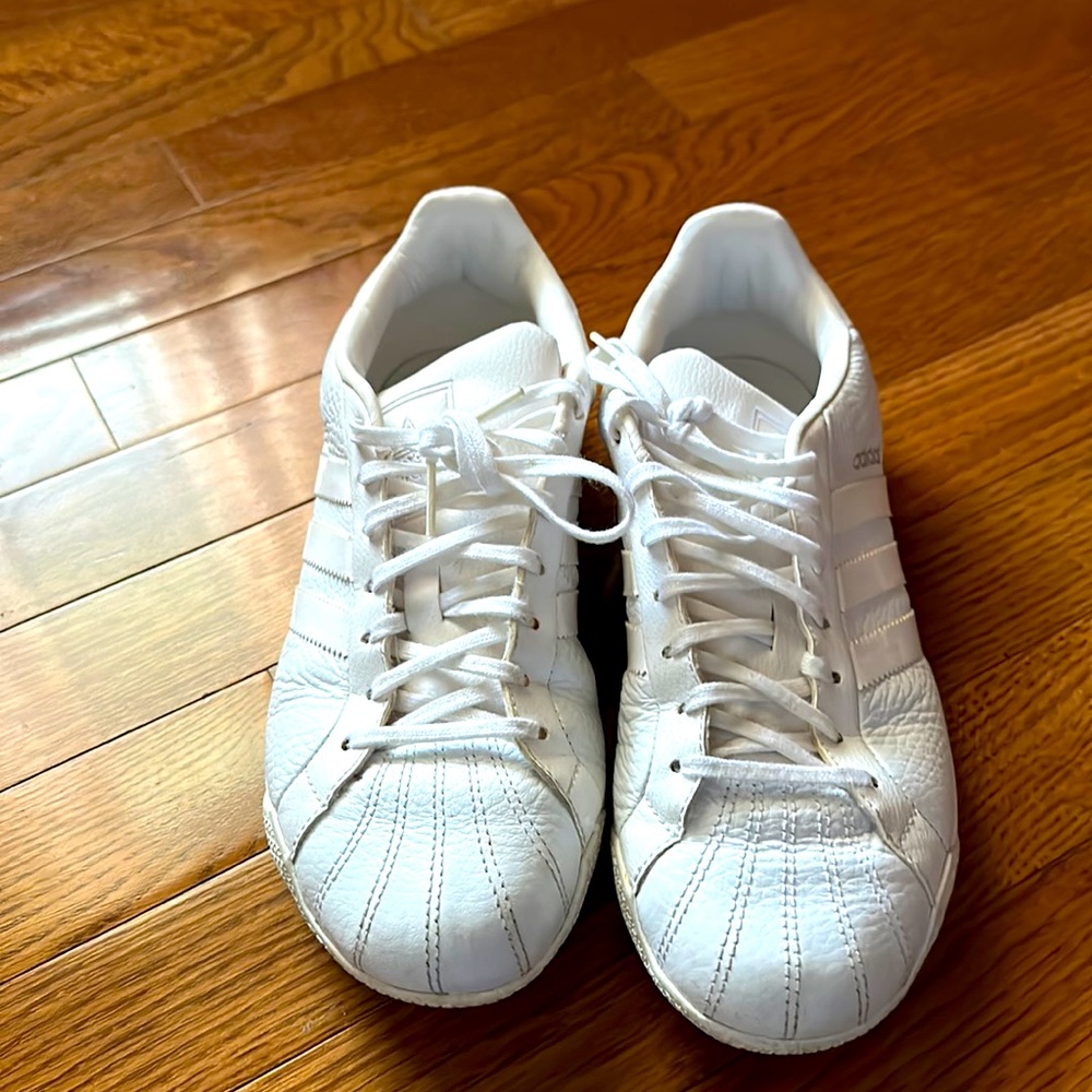Y5/W6.5-7white Adidas sneakers
